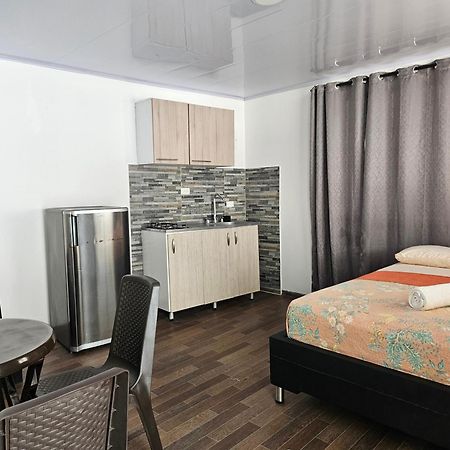 Caribbean Island Hotel Piso 2 Сан-Андрес Экстерьер фото